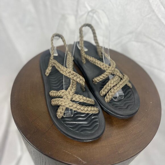 MEGNYA Arch Support Waterproof Sandals in Army Green - Size 8 - Picture 1 of 5